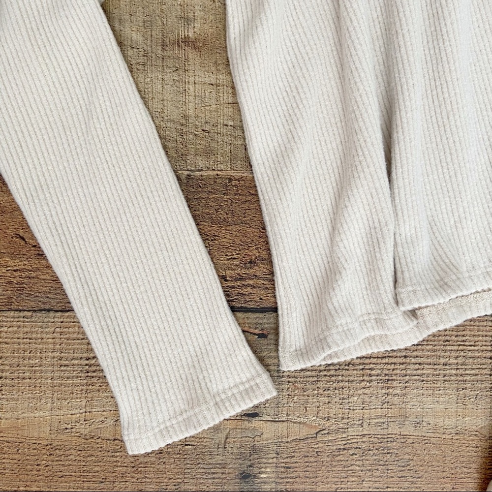 ⭐️ Super Soft Rib Lounge Set (2/4) ONE LEFT - Picture 7 of 13